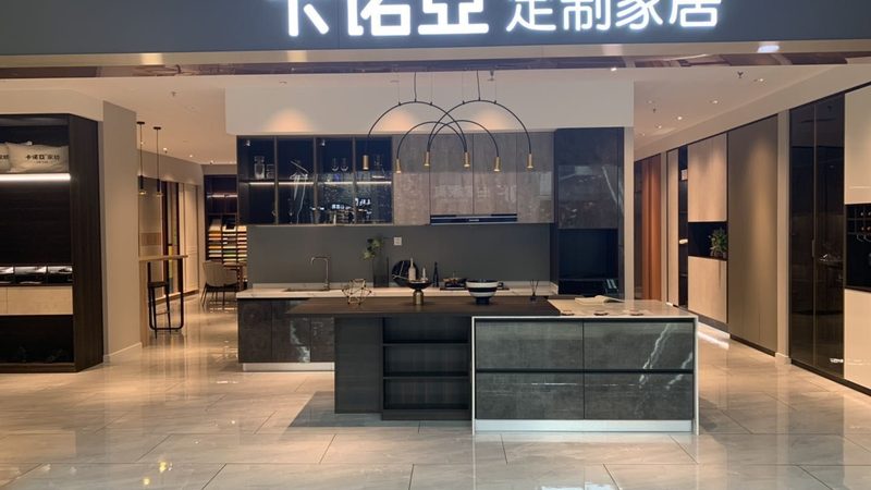 定制衣柜拉直器：揭秘上门安装价格背后的秘密